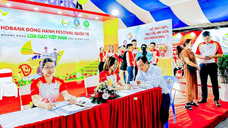 hdbank-dong-hanh-cung-festival-lua-gao-viet-nam-trong-mot-nam-dac-biet-2-1703058785.jpg