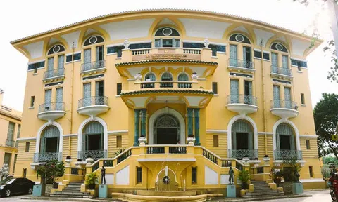 Dinh thự "ma ám" sát biển của người giàu thứ tư SG, vị trí đắc địa nhưng đành bỏ hoang