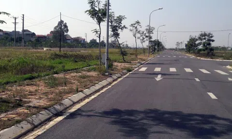 Thời của sốt đất: Rao bán lô đất 50 triệu đồng/m2 chưa ai mua, một tháng sau thấy hàng xóm "phát" giá tăng gấp đôi mà không hiểu vì sao