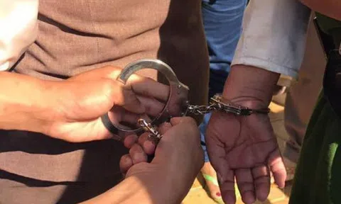 TPHCM: Một thanh tra xây dựng bị bắt quả tang nhận hối lộ