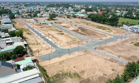 Tin bất động sản ngày 29/12: Hàng chục thửa đất tại Kon Tum bị khách hàng bỏ cọc sau khi trúng đấu giá